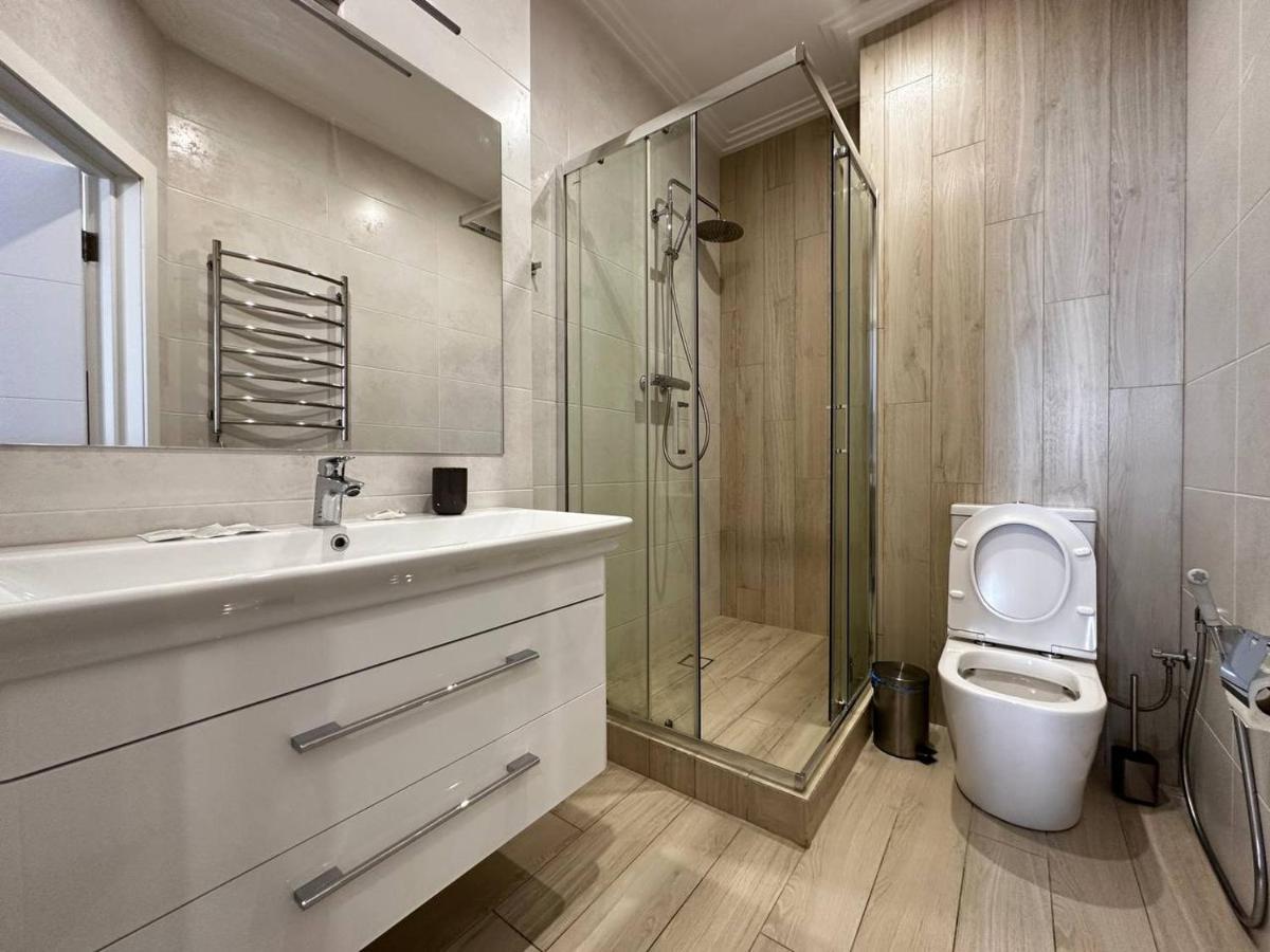 Sea Symphony 3-Bedrooms Lux Apartment Odesa Exterior photo